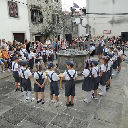 Pool-apartments 公寓 波雷奇