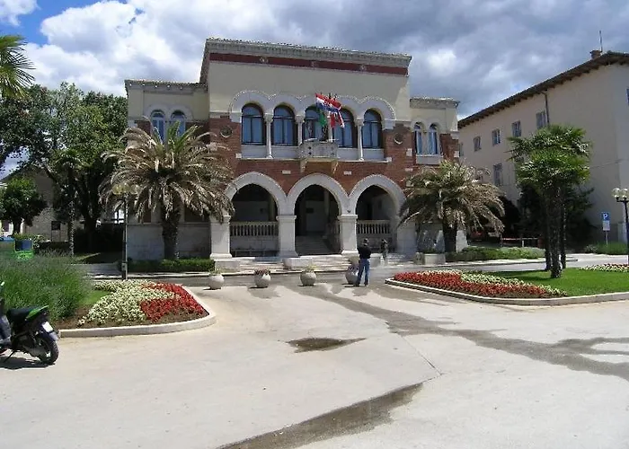 Pool-apartments 아파트