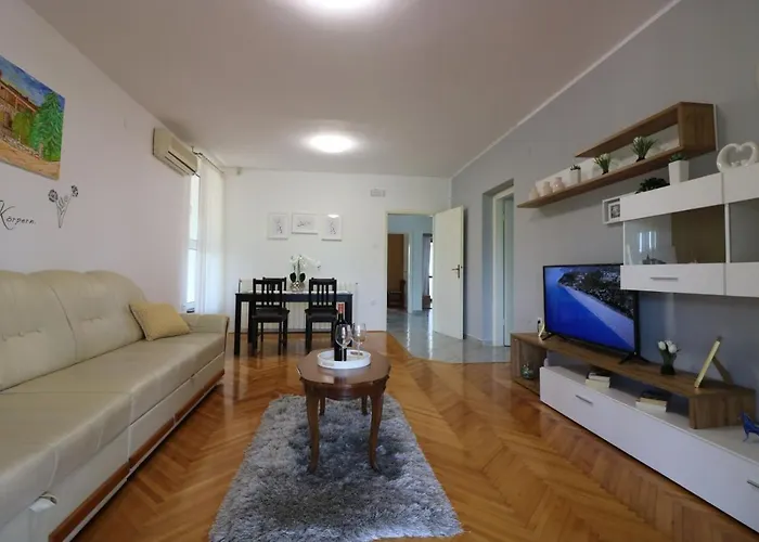 Pool-apartments 아파트