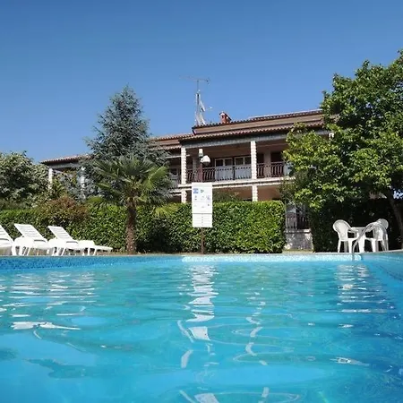Pool-apartments * פורץ