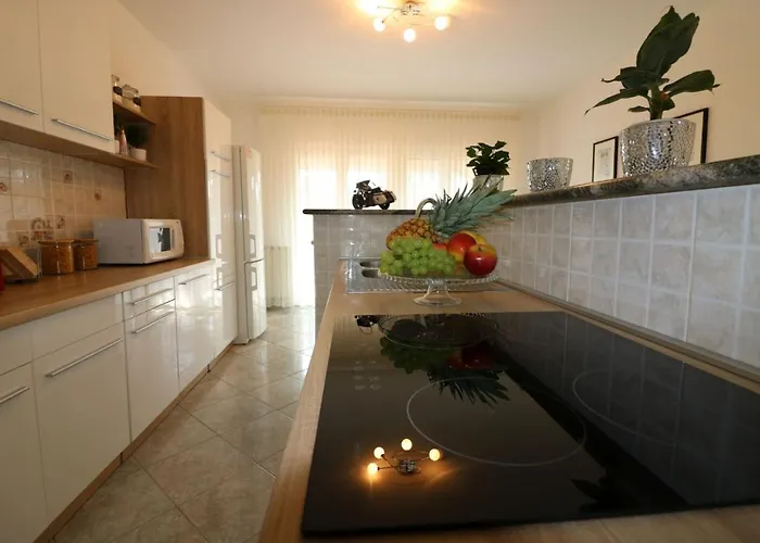 Pool-apartments Apartman *